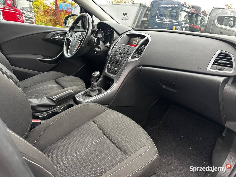 Opel Astra J 2015r 16 Diesel 110 benzyna Łękawica sprzedam
