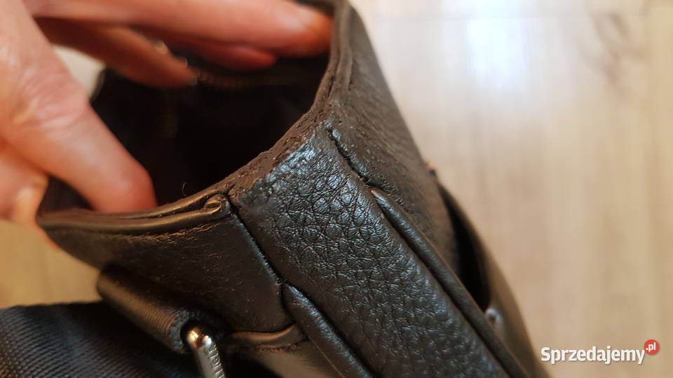Saszetka torebka listonoszka Tommy Hilfiger śląskie Chorzów sprzedam