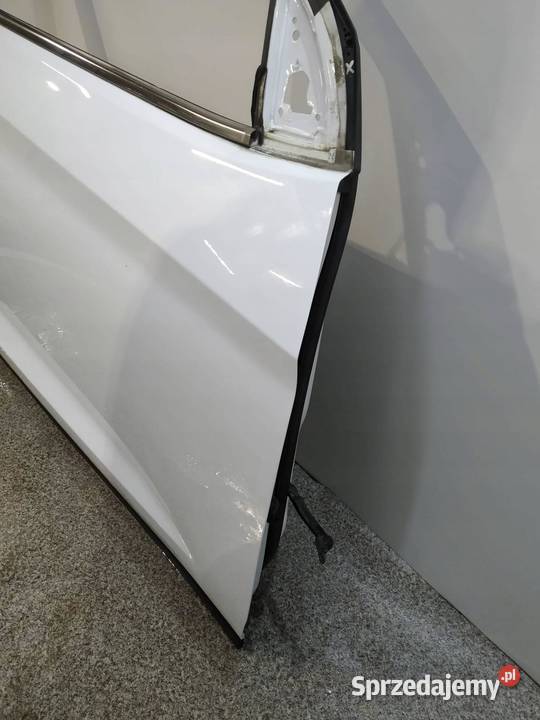 DRZWI PRAWE PRZÓD PYW Hyundai Tucson III Drzwi świętokrzyskie