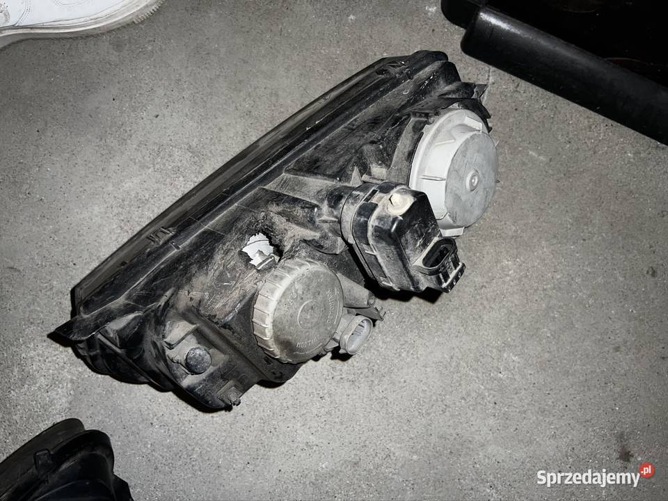 Renault Safrane Lampy przednie przód reflektory podkarpackie Jarosław