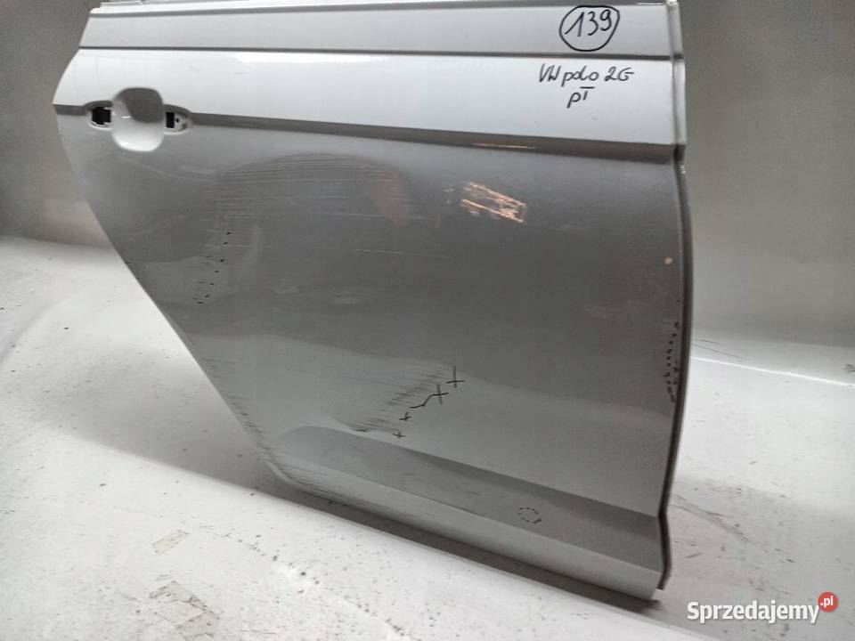 DRZWI PRAWE TYŁ TYLNE VW POLO 17 S833312 osobowe