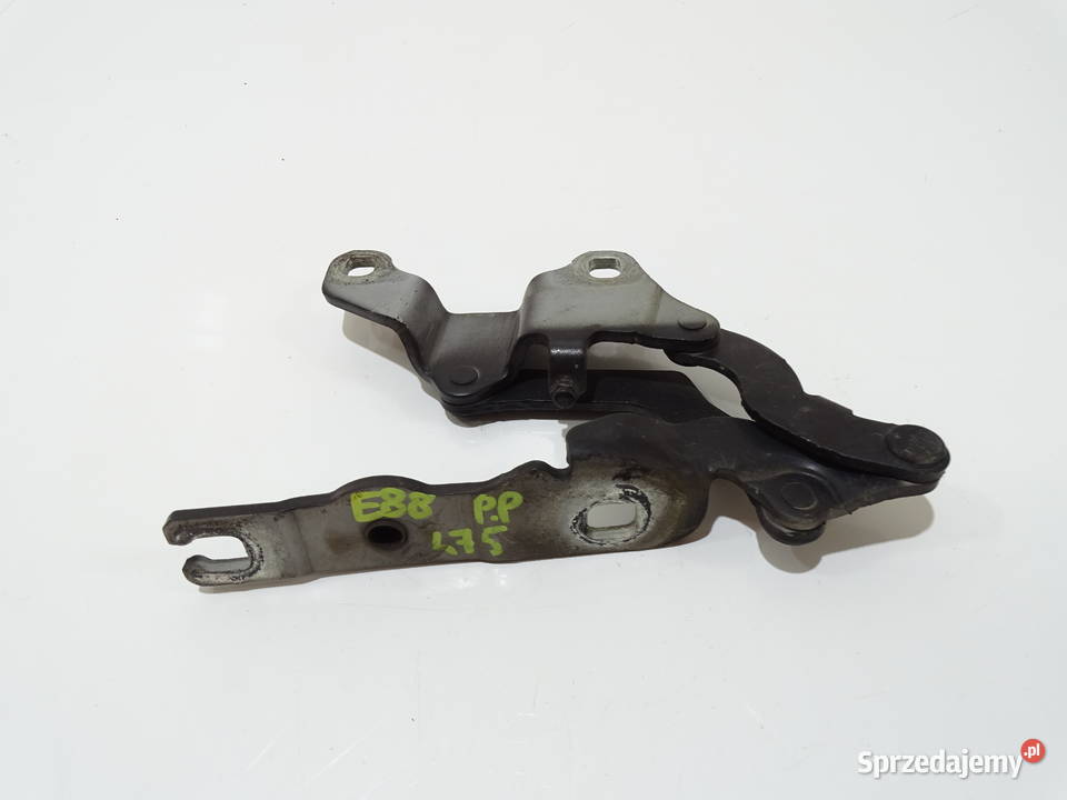 ZAWIAS MASKI PRAWY PRZÓD BMW E88 OE 7060560 475 Strzyżewice