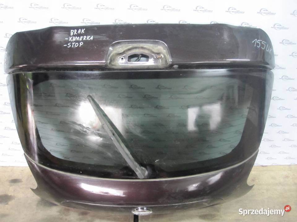 NISSAN JUKE I 13r klapa tył