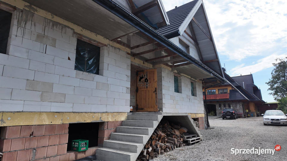 sprzedaży domu Poronin