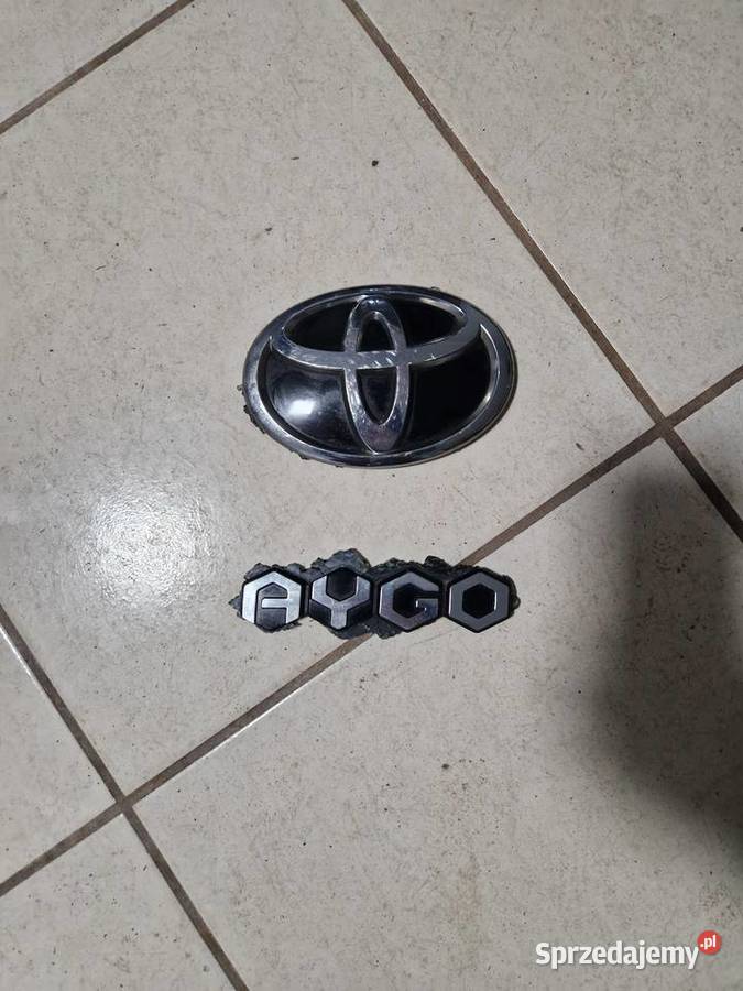 Emblemat Toyota Aygo II 2 Złocieniec