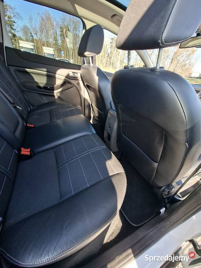 Ford Kuga r2012 bogata wersja 4x4 dach sprzedam