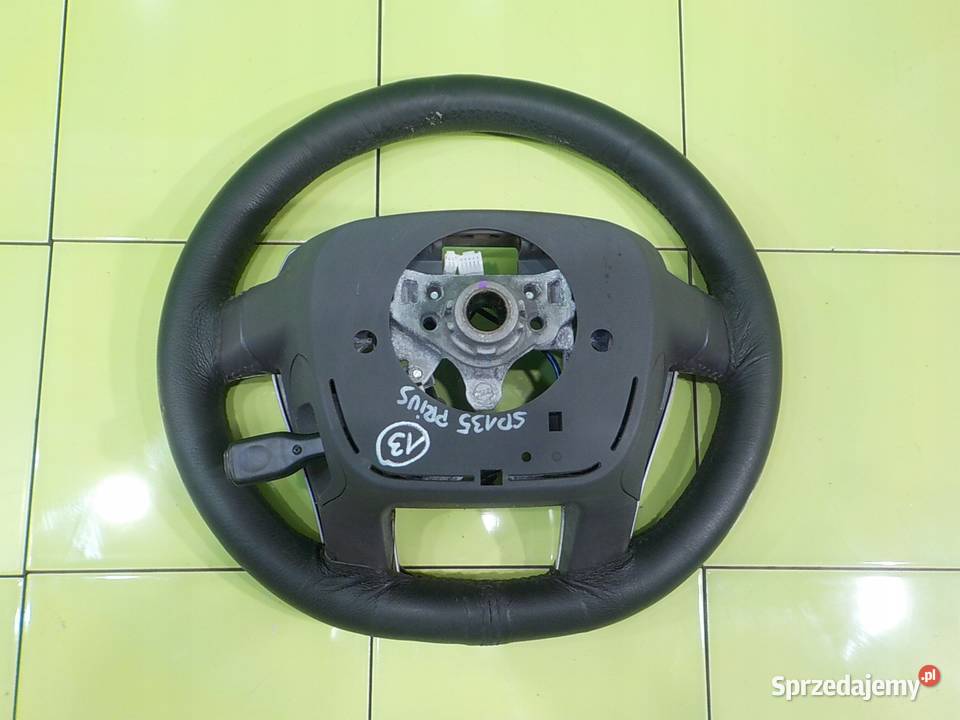 TOYOTA PRIUS III 18 VVTI AUT 10r 5D kierownica mazowieckie