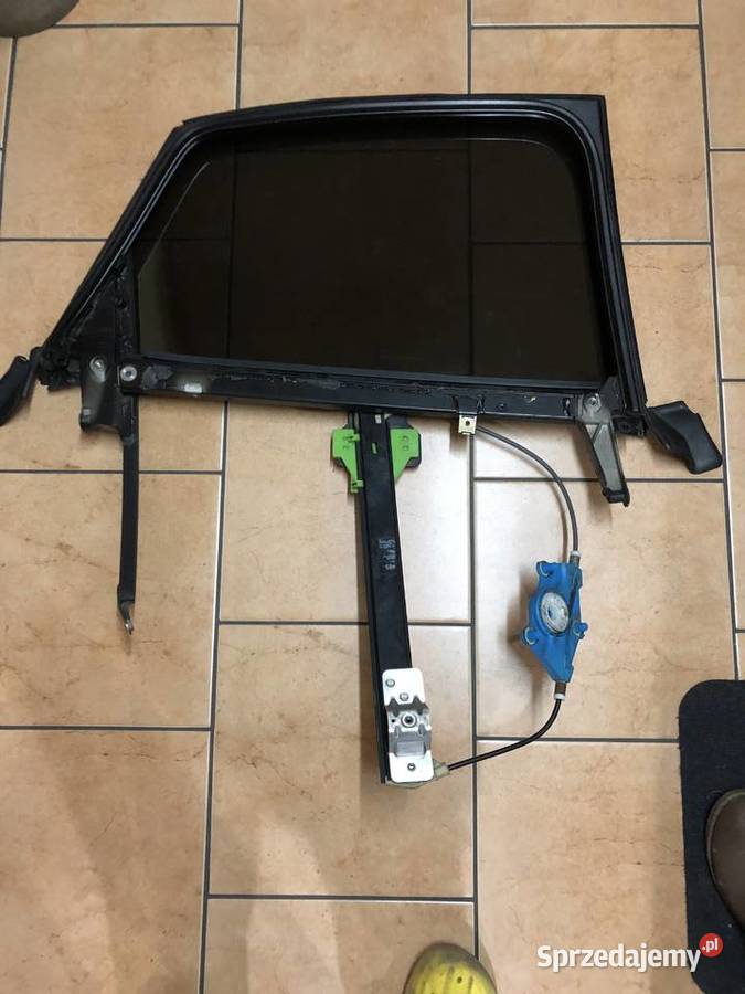 Prowadnica z szyba audi a4 b6b7 sedan Karoseria