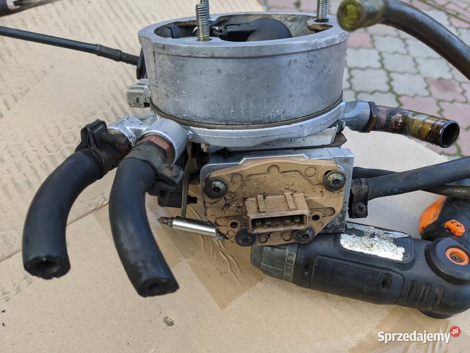 Polonez Caro Atu Plus przepustnica Bosch mono Stalowa Wola