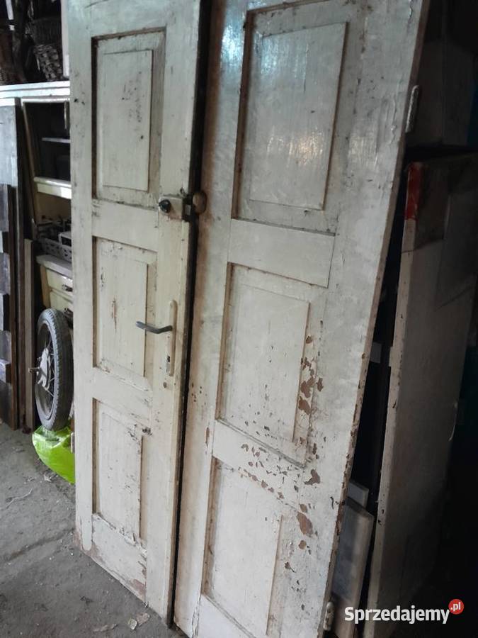 Stare drewniane podwójne drzwi zabytek antyk