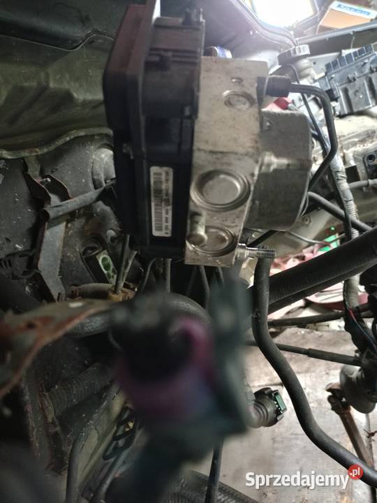 Sprzedam fiata sedici całość w części Motoryzacja Wadowice