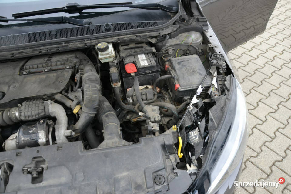 Peugeot 308 lifcie 16 bluehdi 120 euro 6 uszkodzony Kęty sprzedam