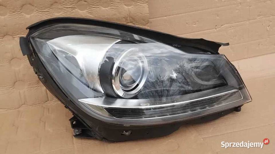 Lampa Przod Bi Xenon Led ILS Mercedes W204 Lift sprzedam