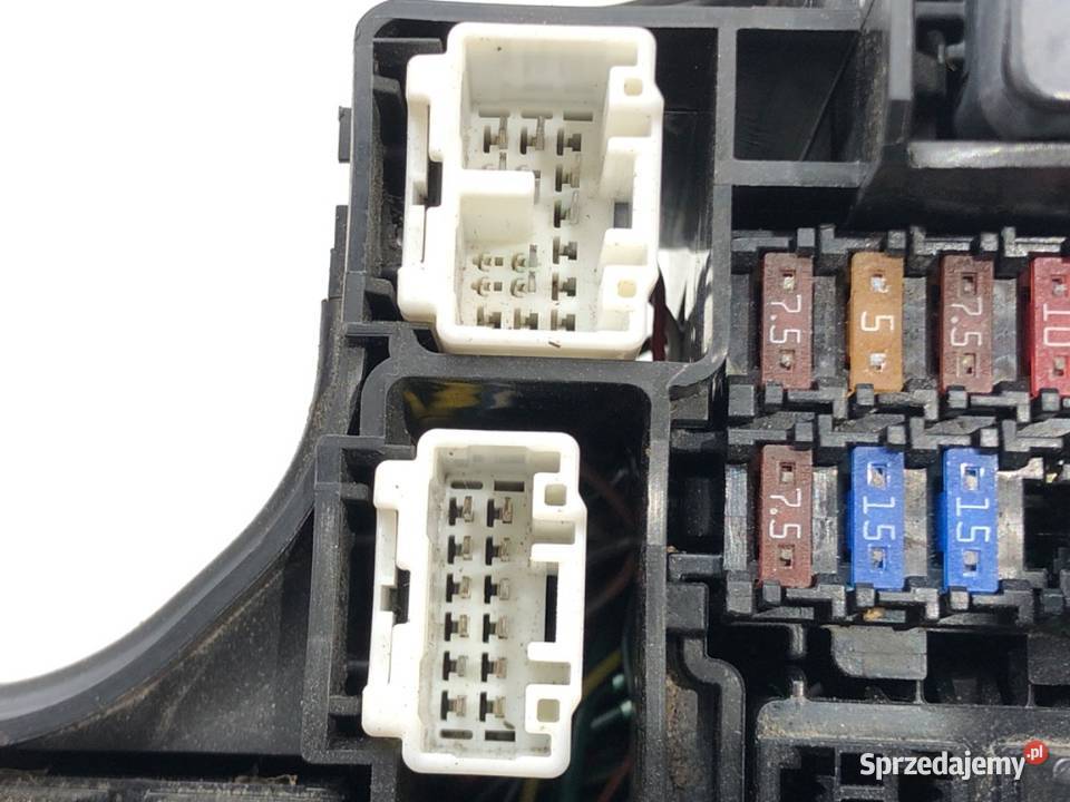 SKRZYNKA BEZPIECZNIKÓW MAZDA CX5 KD45675X0C sprzedam