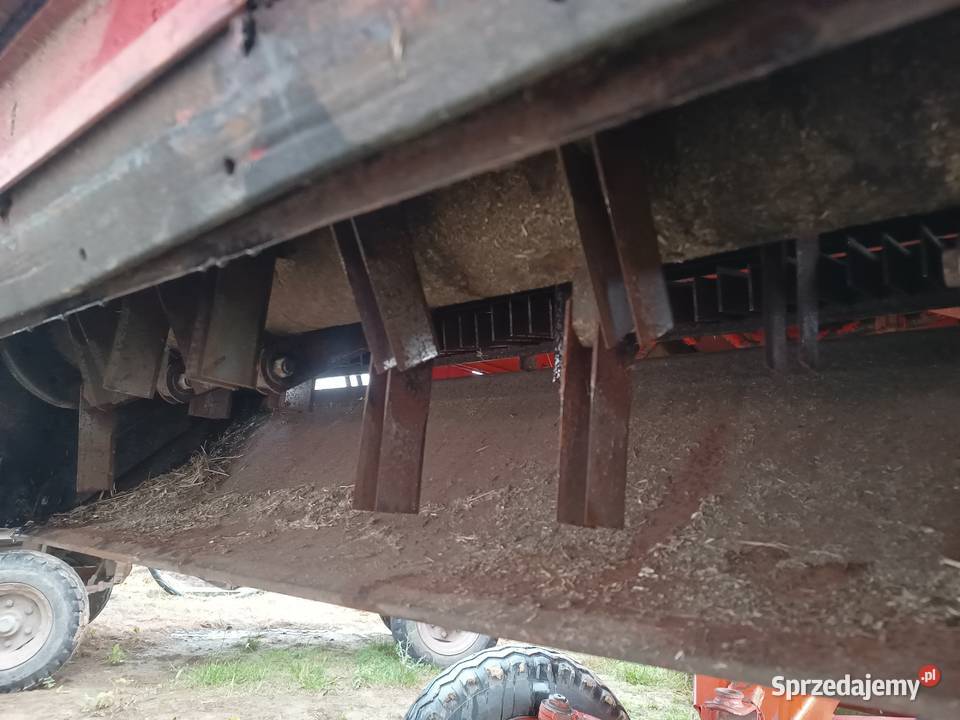 Kombajn zbożowy Bizon ZO56 sieczkarnia do słomy Zbożowe Żabiec