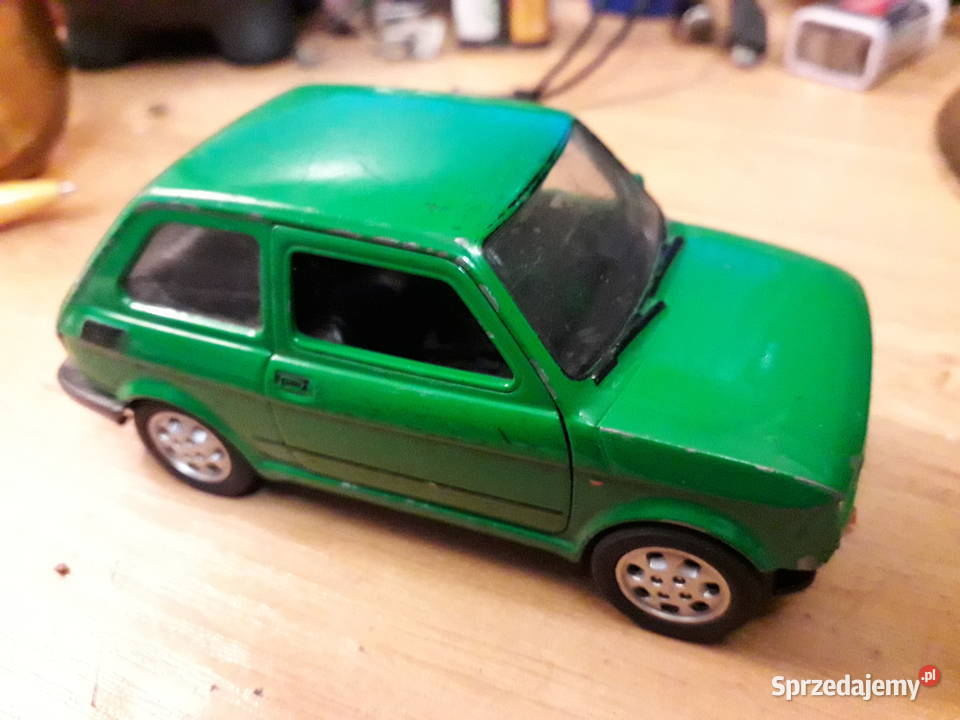 Maluch Fiat 126p model