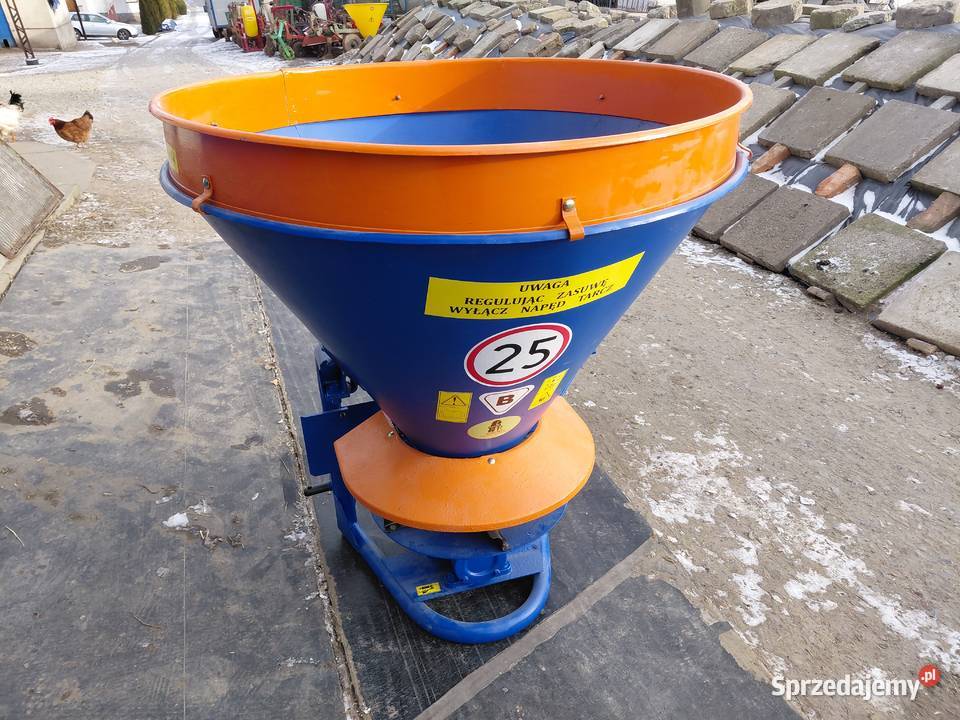 Rozsiewacz Nawozu lejek AgrometBrzeg