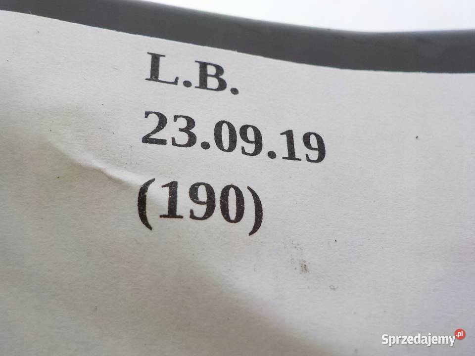 ŚLIZG ZDERZAKA PRAWY TYŁ VW PASSAT B8 KOMBI wielkopolskie Nowy Tomyśl