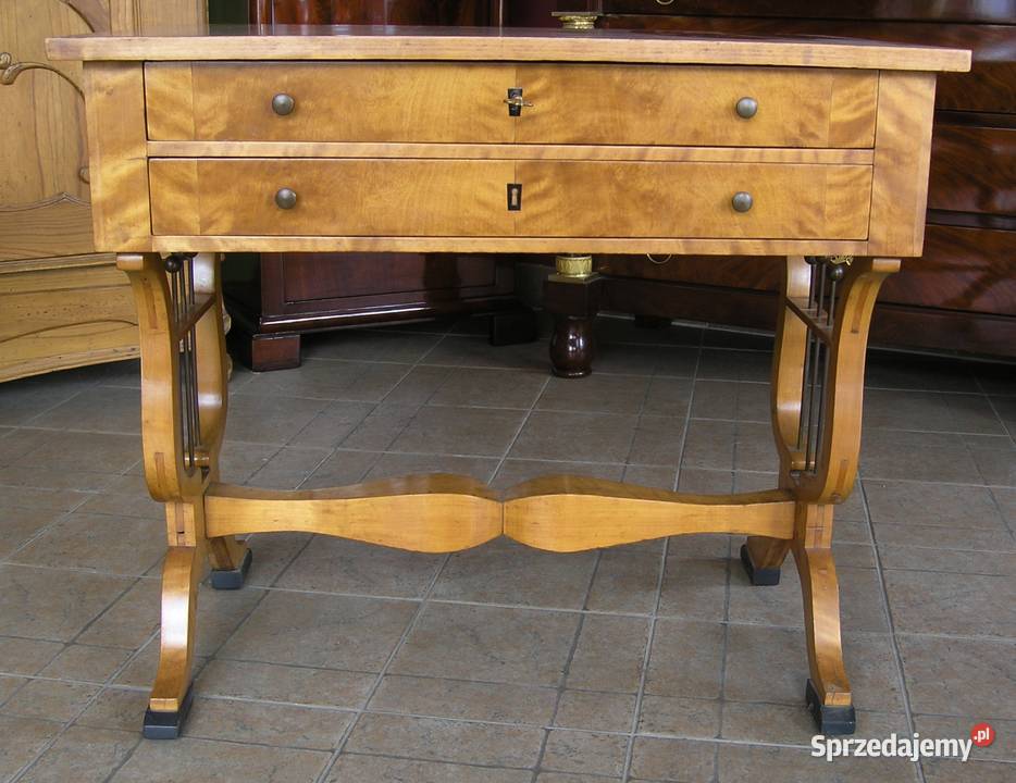 Biureczko Biedermeier do konserwacji Sopot