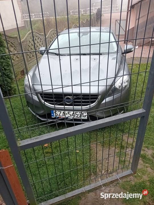 Sprzedam Volvo V40 D2 kupiony w Polsce śląskie Myszków