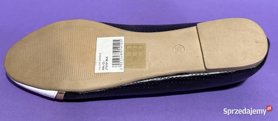 Czarne baleriny z białym czubkiem skórzana Żyrardów