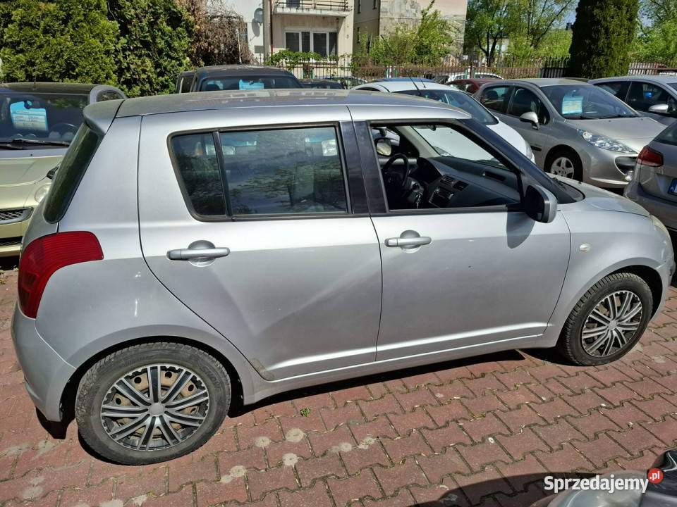 Suzuki Swift Zarejestrowany i Ubezpieczony w
