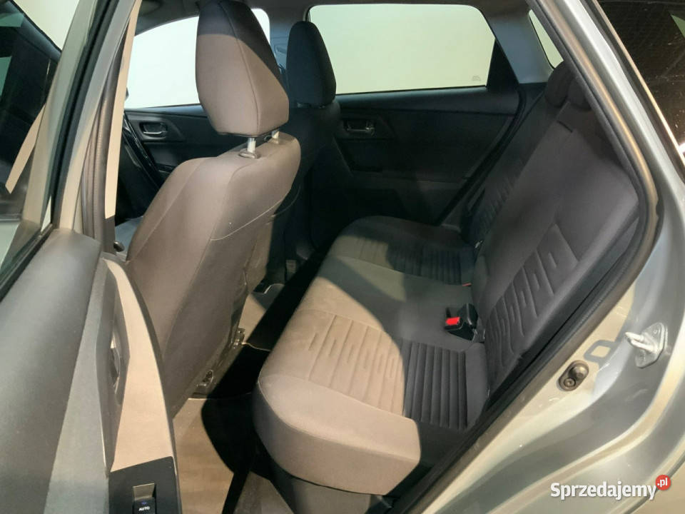 Toyota Auris II 2012 szary Sadlno sprzedam