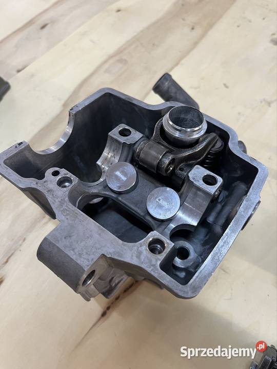 Głowica Honda CRF 250 0909 crf250r kompletma Brzostowo sprzedam