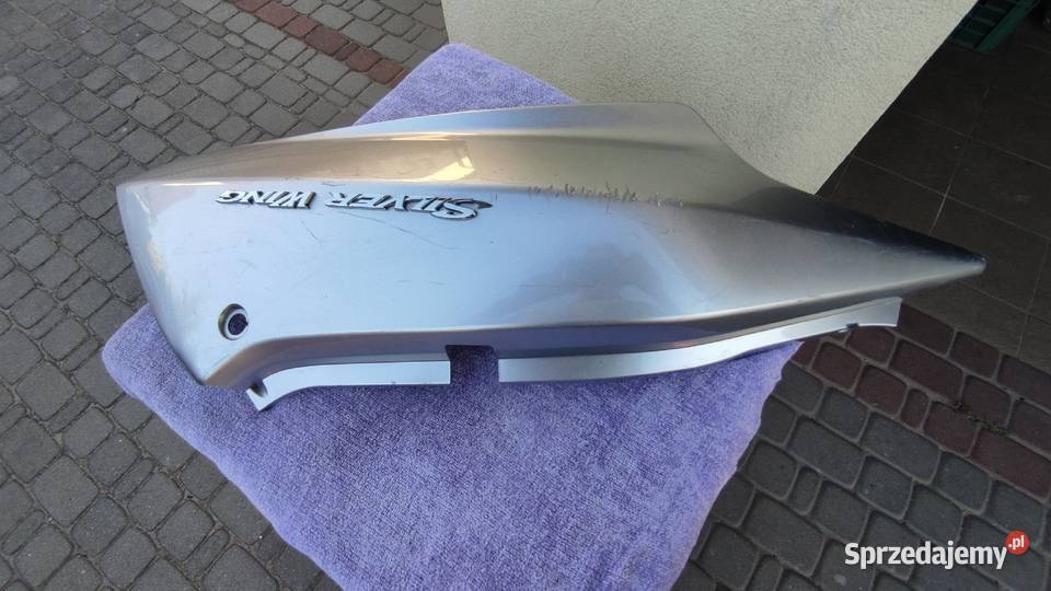 Osłona boczna ogon Honda FJS 400 FJS 600 Księżyno sprzedam