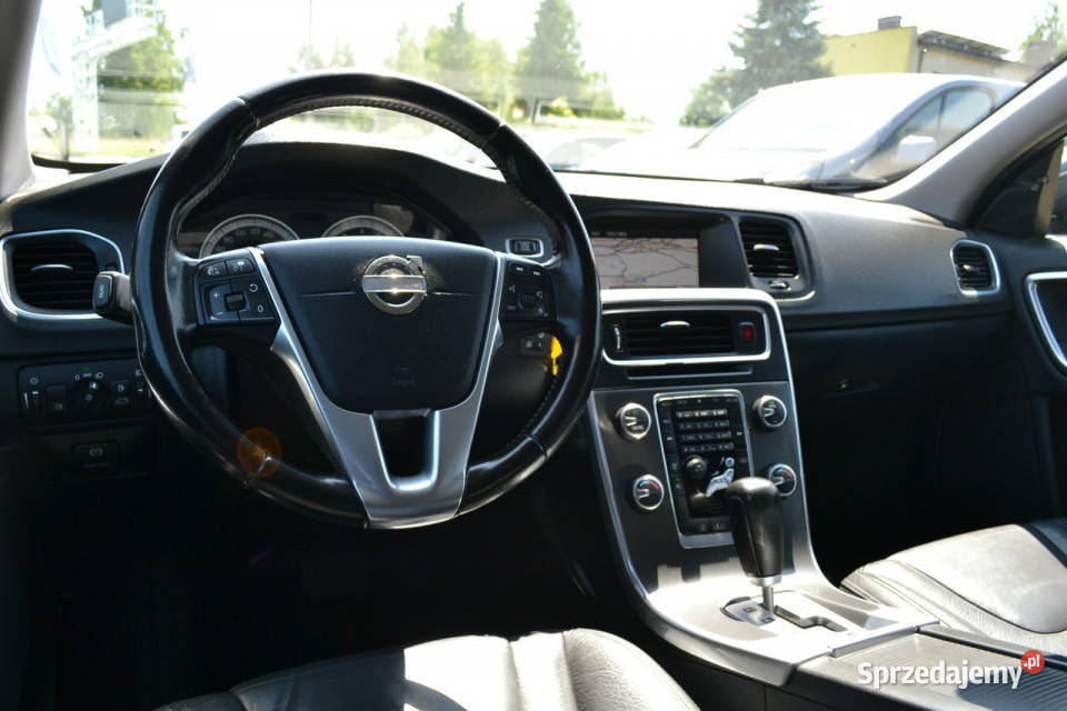 Volvo V60 NawigacjaClimatronicSerwisLEDAutomat Kombi Częstochowa