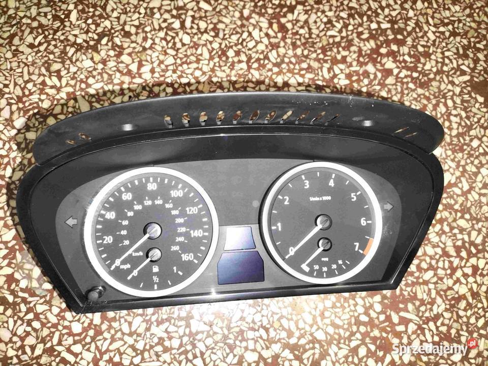 Licznik niekodowany BMW E61 E60 N52 stan osobowe Poręba