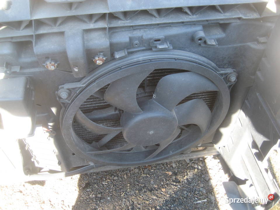 citroen berlingo III 0812r 16 hdi pas przedni Rakoniewice sprzedam