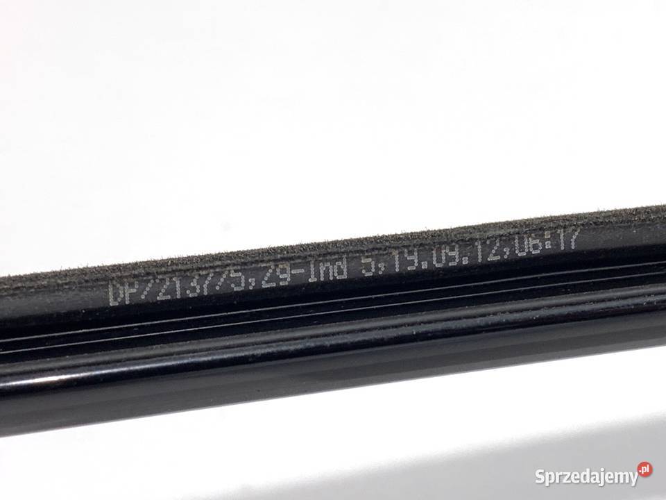 LISTWA ZGARNIAJĄCA TYŁ PRAWY BMW F07 osobowe