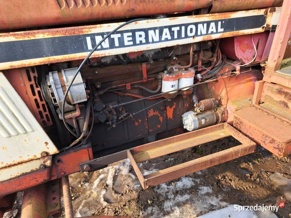 Ciągnik Case International 946 Silnik i osprzęt sprzedam