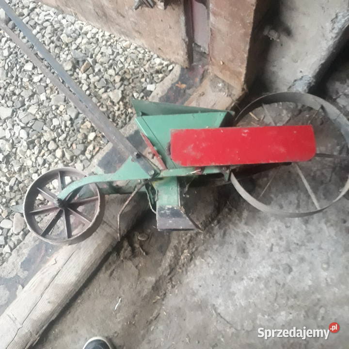 siewnik ręczny do warzyw Krosno sprzedam