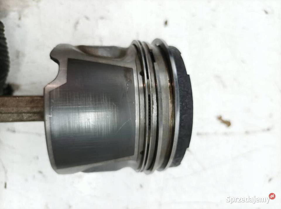TŁOK KORBOWÓD 81L79 24 D Volvo S80 I 19982006 Rok produkcji 2002 Blok silnika