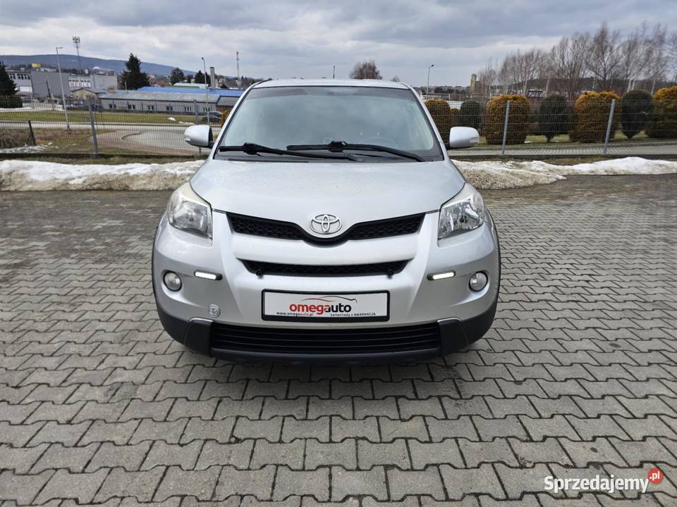 Toyota Urban Cruiser 14 D4D 90 2009 światła przeciwmgielne Sanok sprzedam