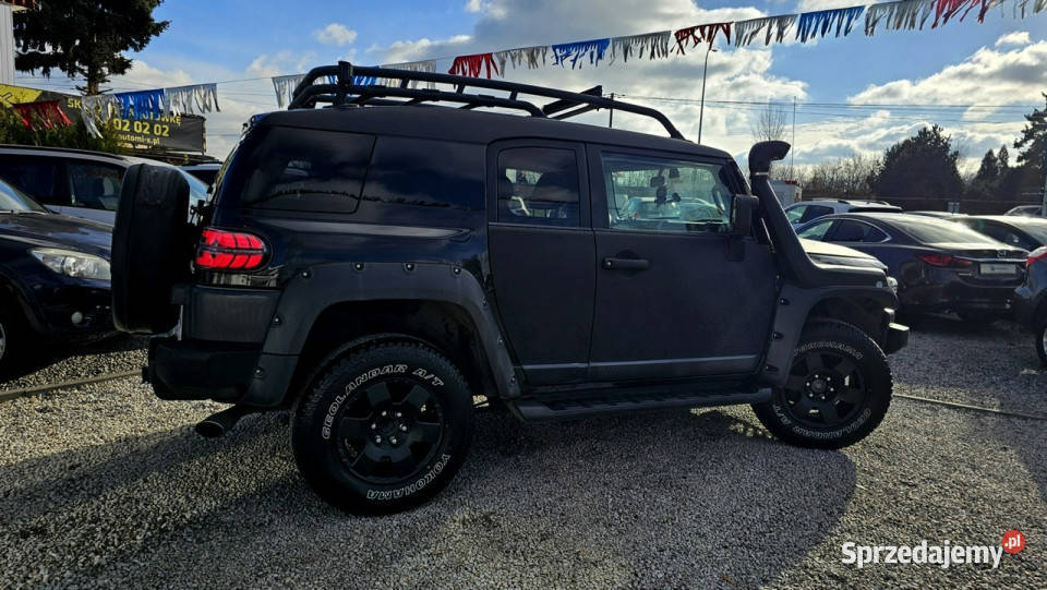 Toyota FJ Cruiser ZAMIANA Rury Progi TRD 40 z manualna Świdnica