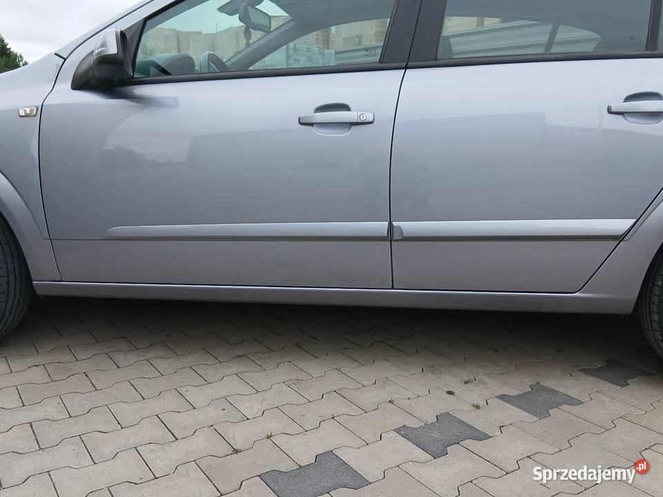 Opel astra h 16 16v 105KM