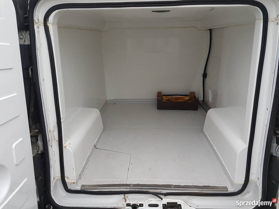 Zadbany Renault Trafic Izoterma Chłodnia bez Janów Lubelski sprzedam