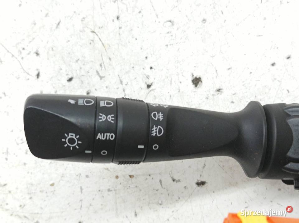 PRZEŁĄCZNIK ZESPOLONY 8924512040 Toyota RAV4 IV sprzedam