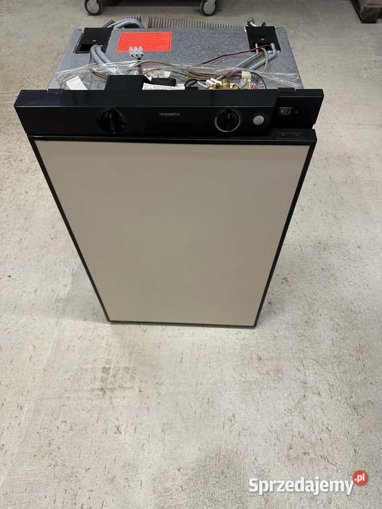 Lodówka Dometic kamper przyczepa Kamyk