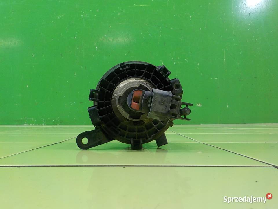 OPEL INSIGNIA A LIFT 16 CDTI 16r HB 5D halogen Suków sprzedam