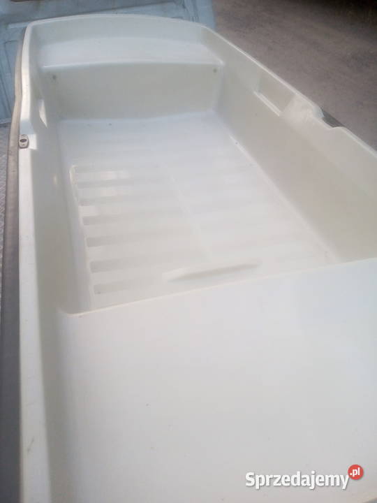 plastikowa łódka Wędkarstwo