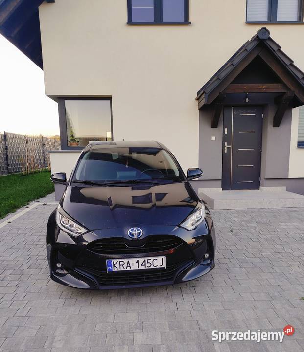 Toyota Yaris Hybryda 116 Salon Polska małopolskie Wielka Wieś