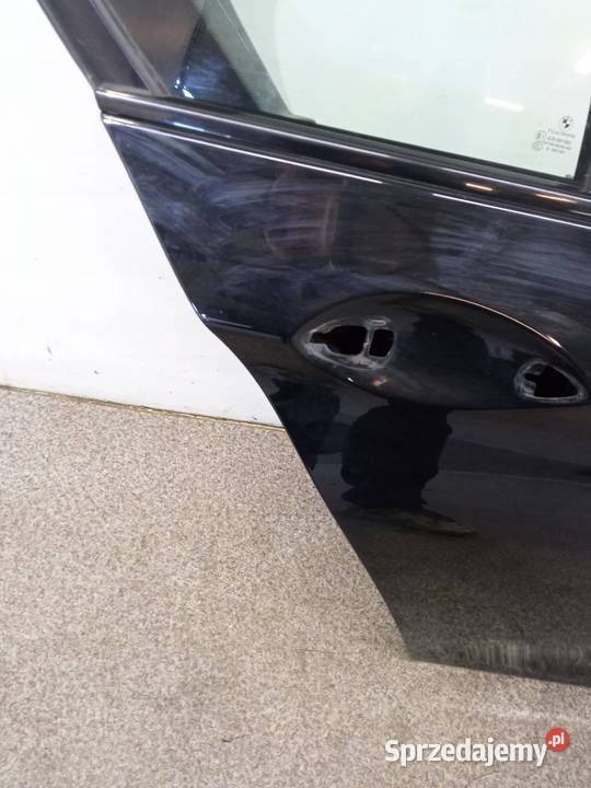 DRZWI PRAWE TYŁ SEDAN CZARNE Bmw Seria 5 VI 2010 osobowe świętokrzyskie