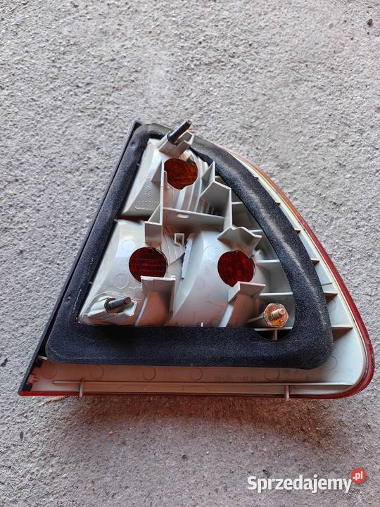 Lampy tył lewa i prawa BMW e46 seria 3 touring