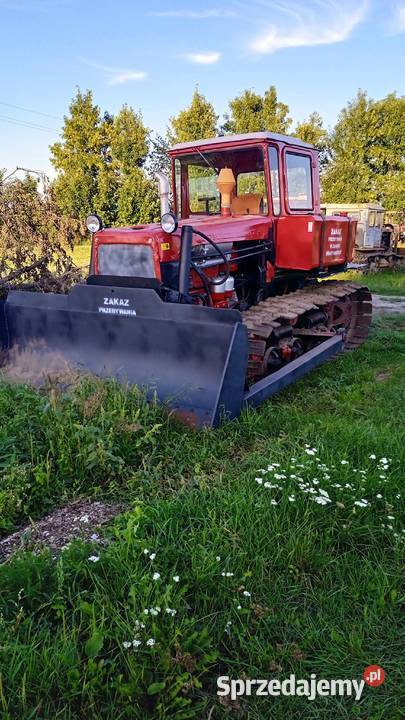ciągnik gąsienicowy dt 75 det 75 spycharka spych Bryski