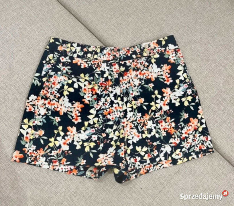 Navy letnie wiosenne szorty plażowe z kwiatowym sprzedam