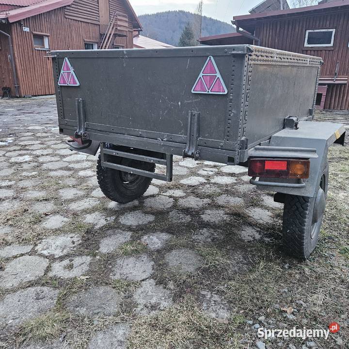Przyczepa jednoosiowa Adria Burtowe i plandeki Żywiec